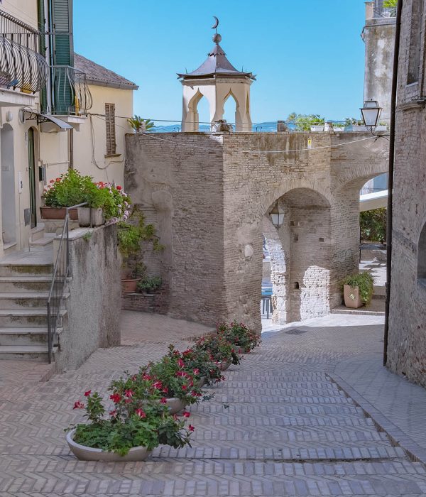 porta-catena-vasto-abruzzo-costa-dei-trabocchi